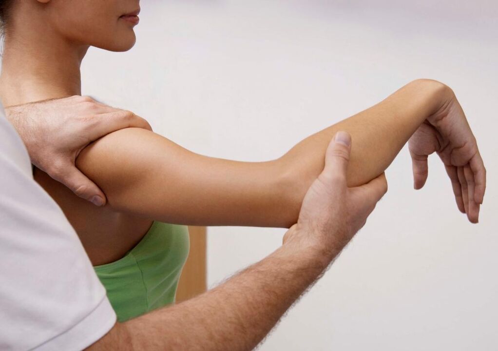 Para diagnosticar com precisão a artrose da articulação do ombro, o médico realizará uma série de testes necessários. 